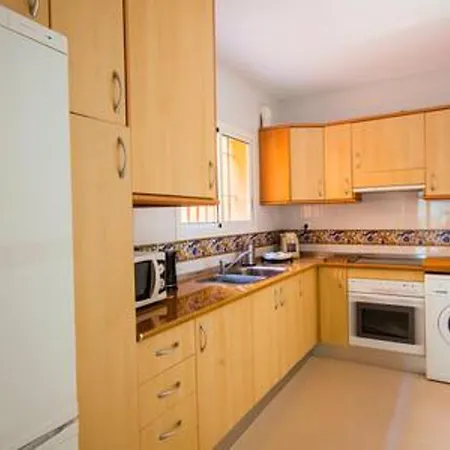 Spacious In Marbella, Pool Appartement *