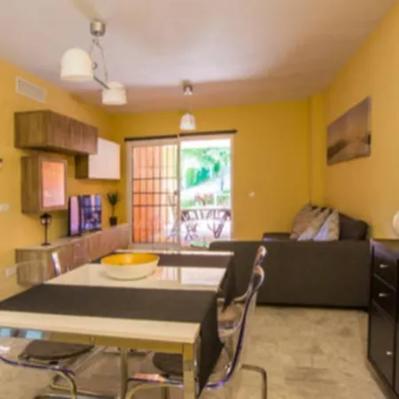 Spacious In Marbella, Pool *