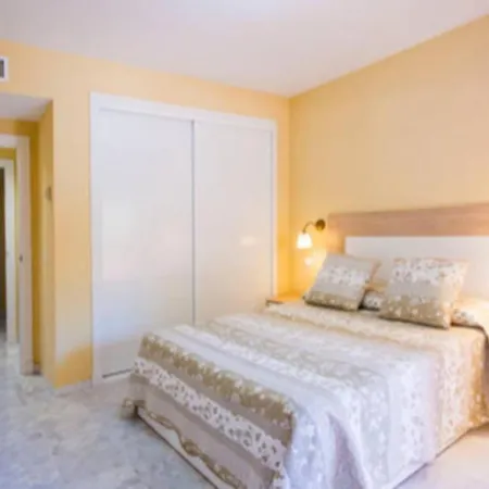 Spacious In Marbella, Pool *