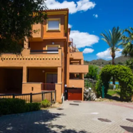 Lägenhet Spacious In Marbella, Pool *