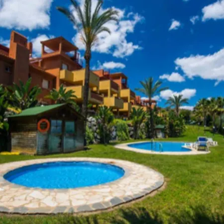 Spacious In Marbella, Pool *